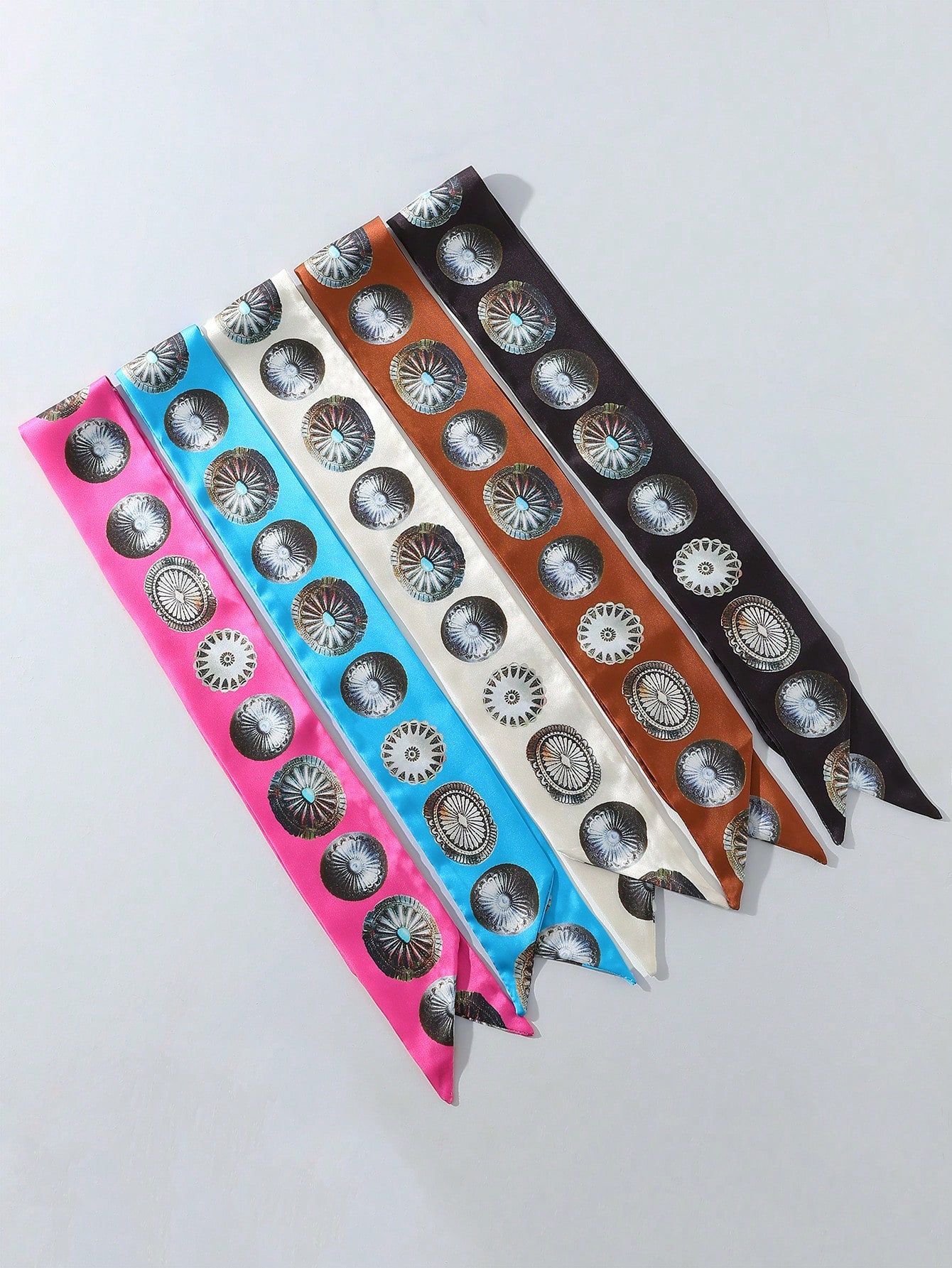 ผ้าพันคอ/สายคาดไหล่สไตล์คาวเกิ - Travel Accessories Essentials บทวิจารณ์และราคา